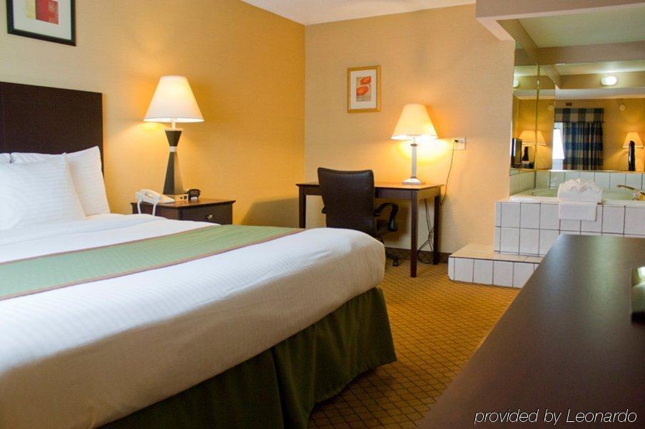 Plaza Hotel & Suites - Eau Claire Eksteriør bilde