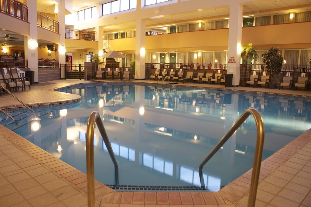 Plaza Hotel & Suites - Eau Claire Eksteriør bilde